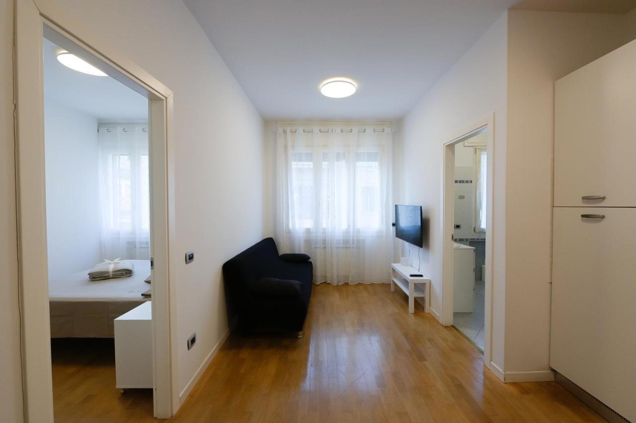 Tuliphouse Da Davide Lägenhet Bologna Exteriör bild